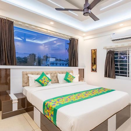Treebo Premium Cochin Airport, 5 Min From Cochin Airport Hotel Kochi Eksteriør billede