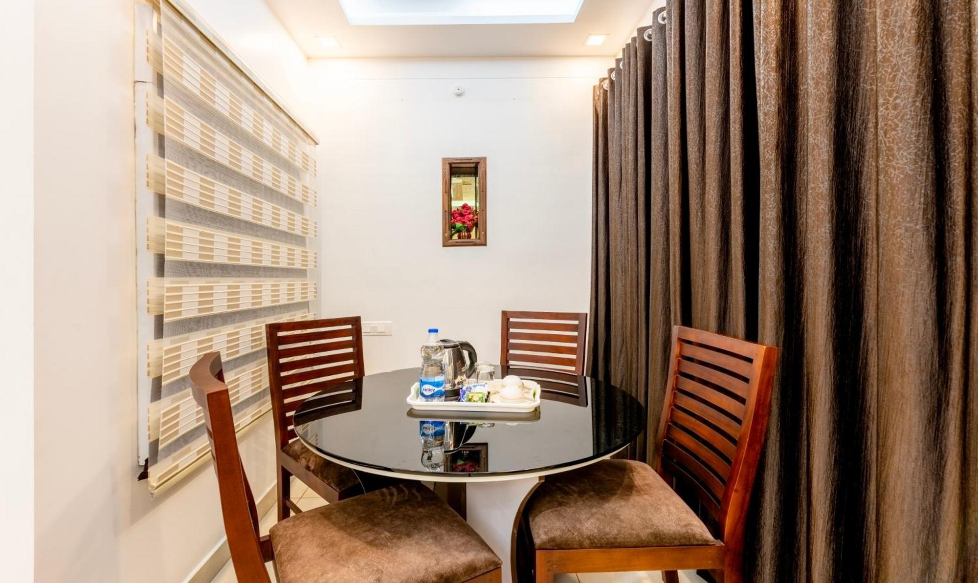 Treebo Premium Cochin Airport, 5 Min From Cochin Airport Hotel Kochi Eksteriør billede